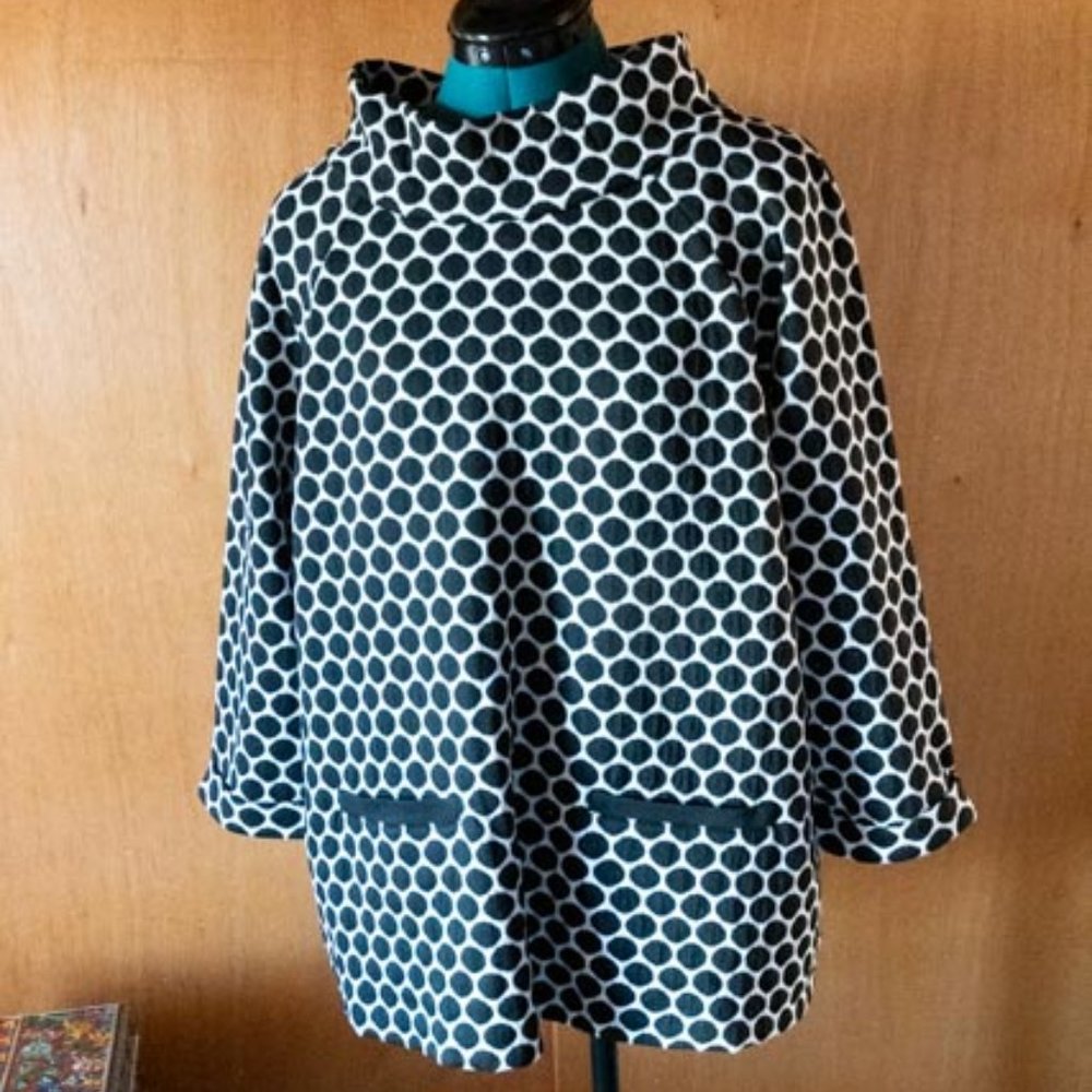 Boden White w Black Polkadots Jersey Tunic womens 16